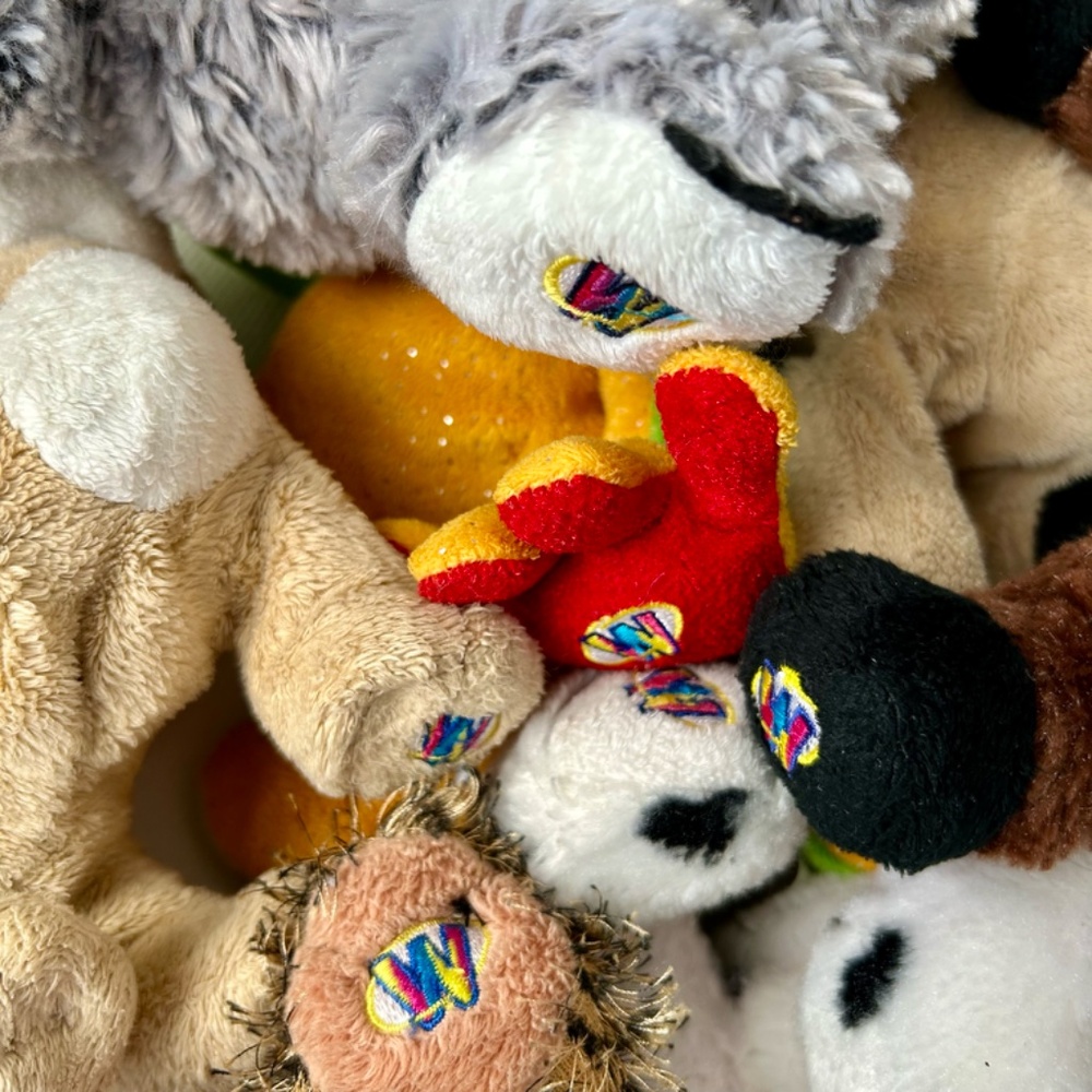 Webkinz - Set of 7 and 1 Santa Outfit - Koala Tiger Reindeer Frog Pug Dalmatian - Picture 10 of 12